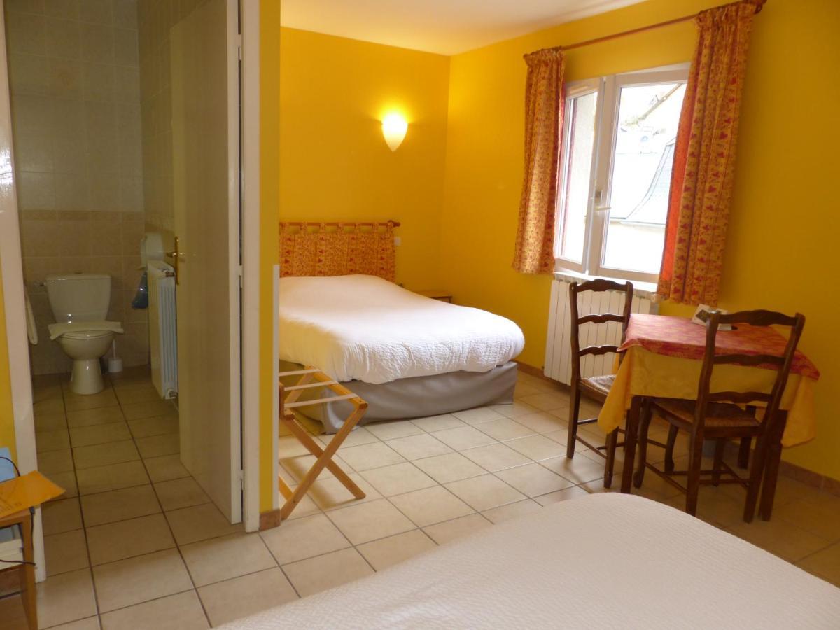 Hotel Logis Auberge De L'Isard Saint-Lary  Ngoại thất bức ảnh