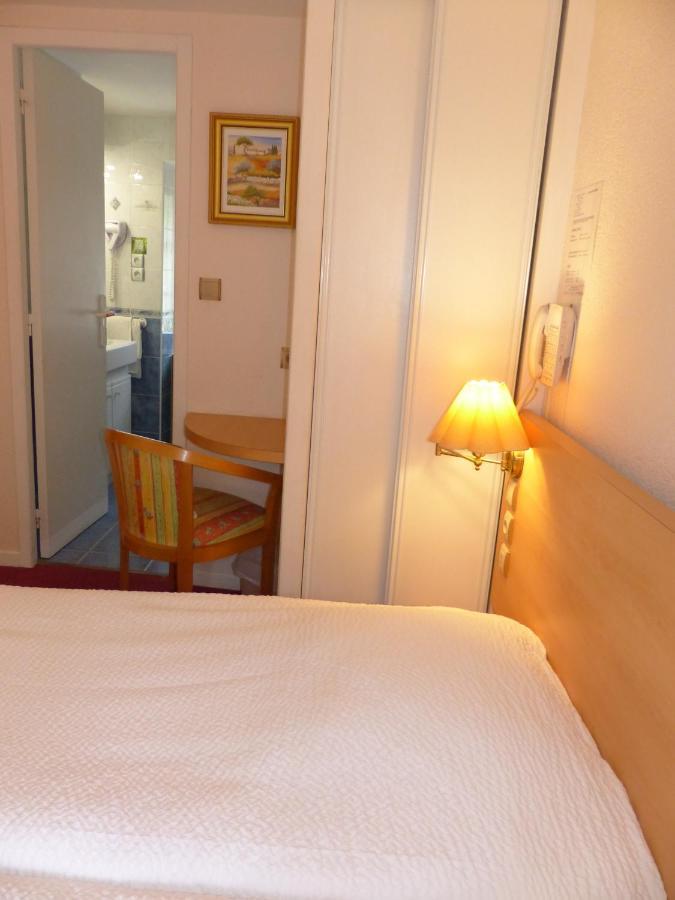 Hotel Logis Auberge De L'Isard Saint-Lary  Ngoại thất bức ảnh