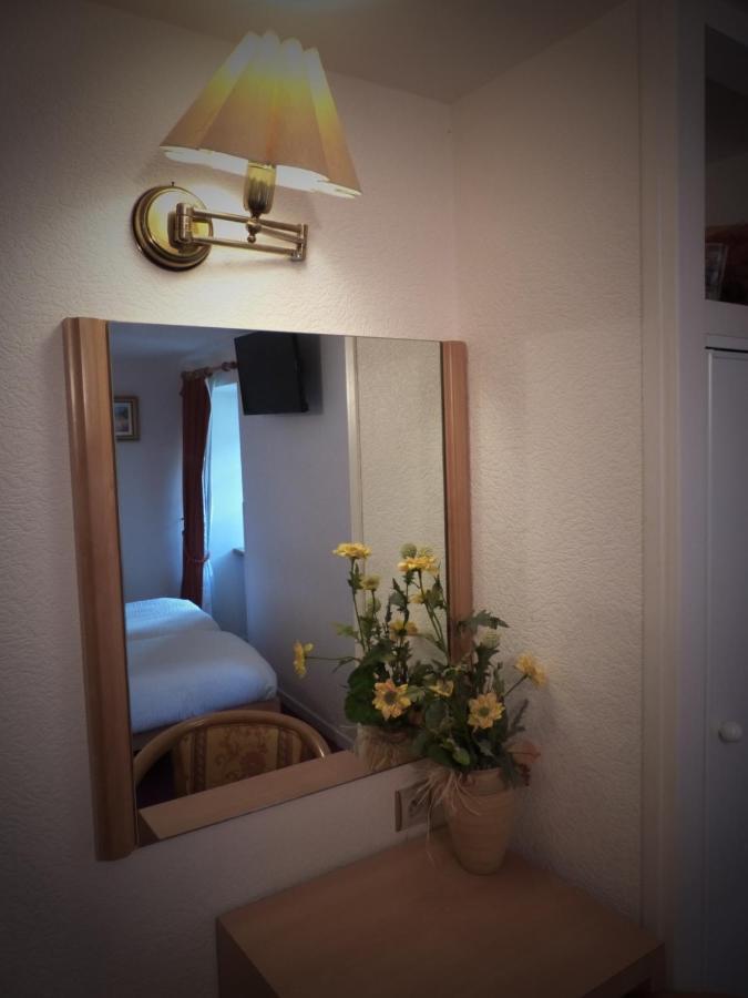 Hotel Logis Auberge De L'Isard Saint-Lary  Ngoại thất bức ảnh
