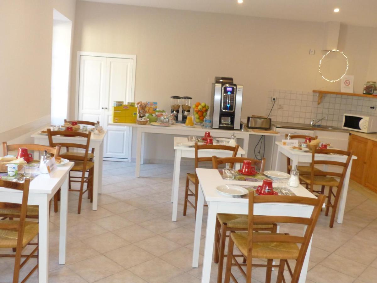 Hotel Logis Auberge De L'Isard Saint-Lary  Ngoại thất bức ảnh