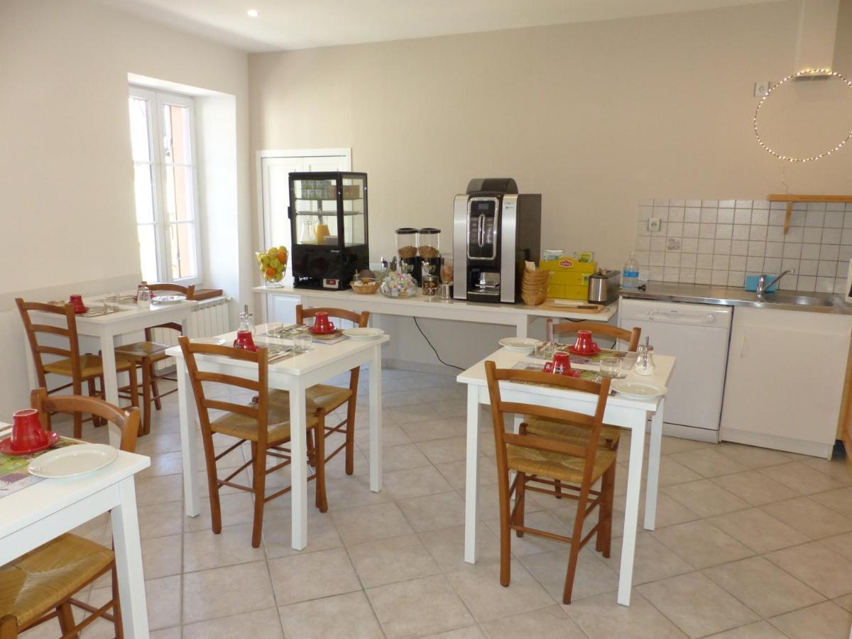 Hotel Logis Auberge De L'Isard Saint-Lary  Ngoại thất bức ảnh
