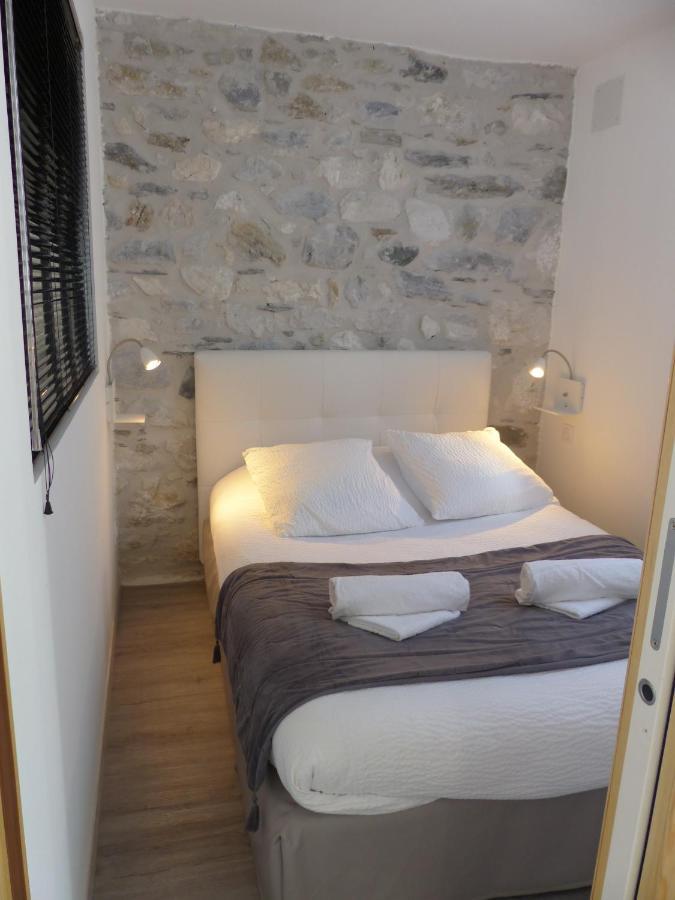 Hotel Logis Auberge De L'Isard Saint-Lary  Ngoại thất bức ảnh