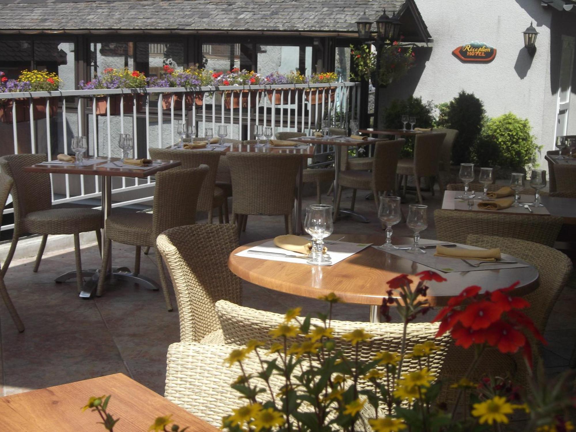 Hotel Logis Auberge De L'Isard Saint-Lary  Ngoại thất bức ảnh